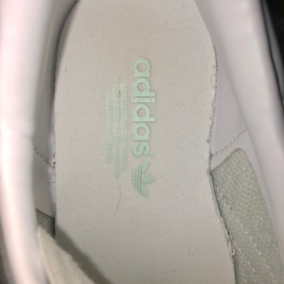 Adidas Gazelle Women’s shoe - Picture 4 of 5